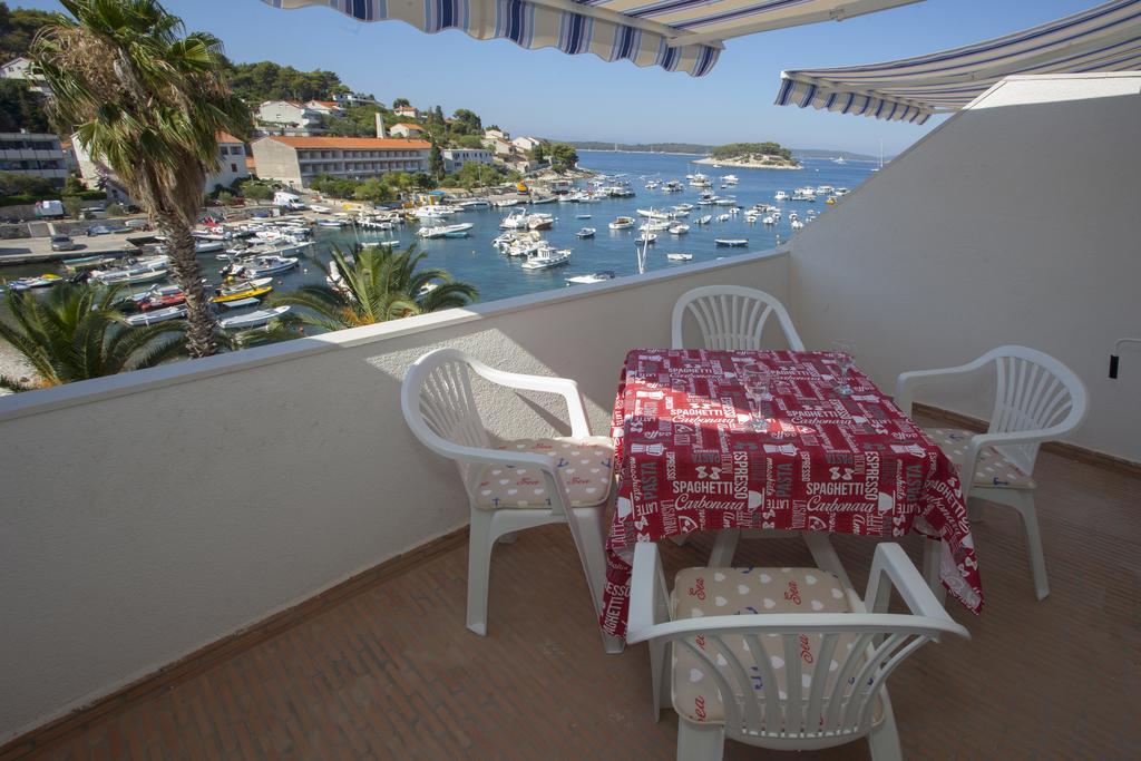 Mar E Sol Apartments Hvar Town Exterior photo